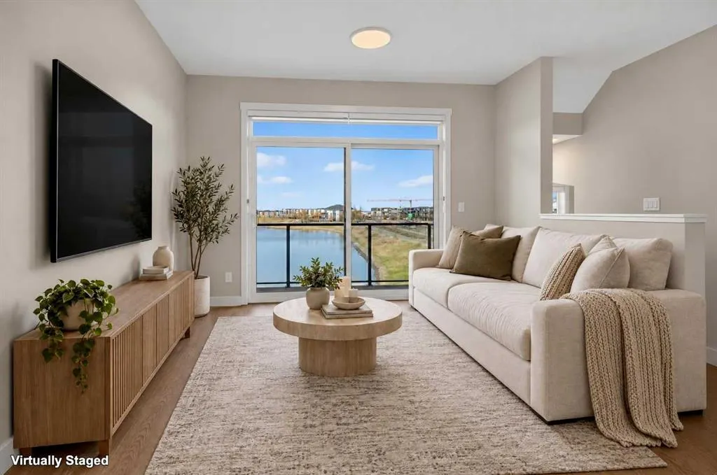 30 Creekside Villas SW #704
