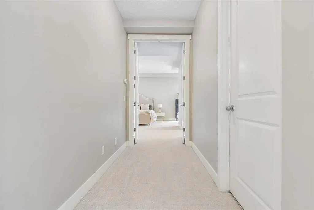 30 Ascot Crescent SW