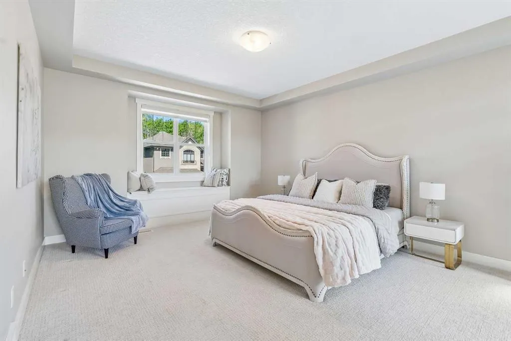 30 Ascot Crescent SW