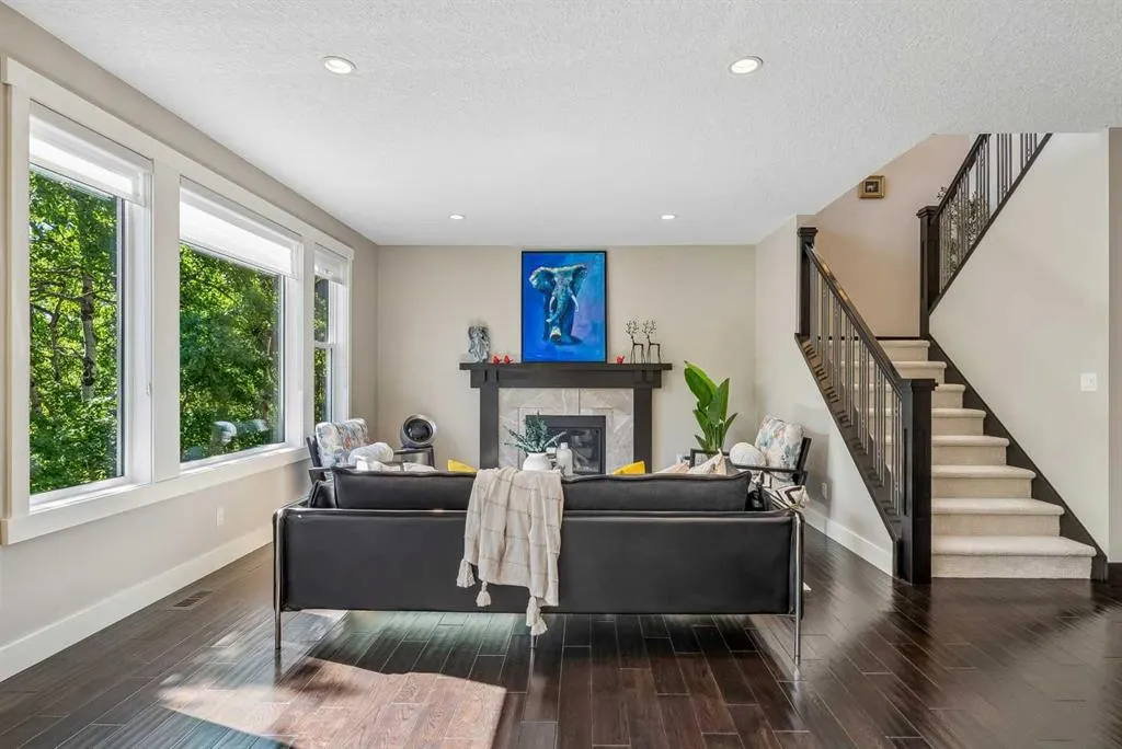30 Ascot Crescent SW