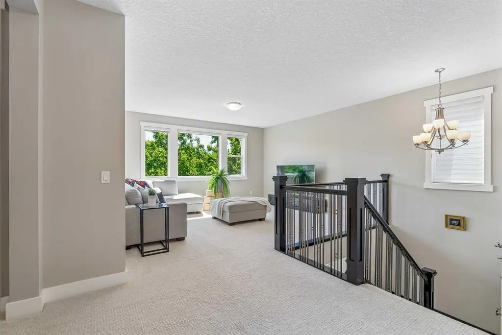 30 Ascot Crescent SW
