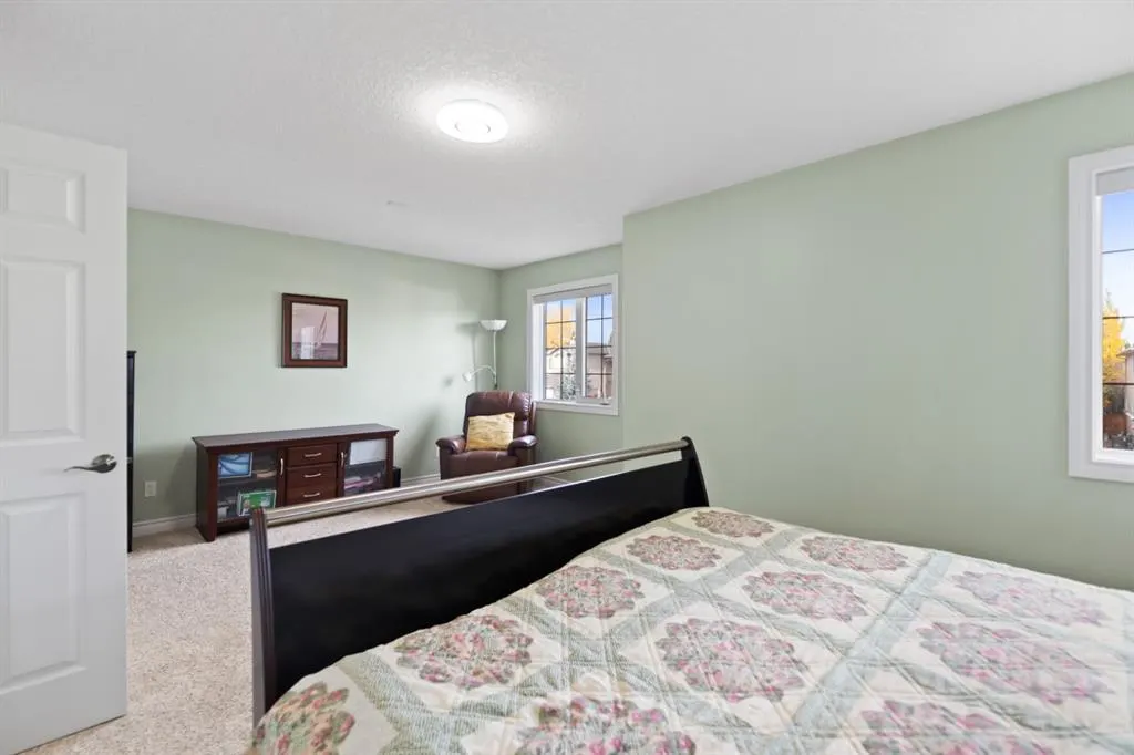 63 West Cedar Rise SW