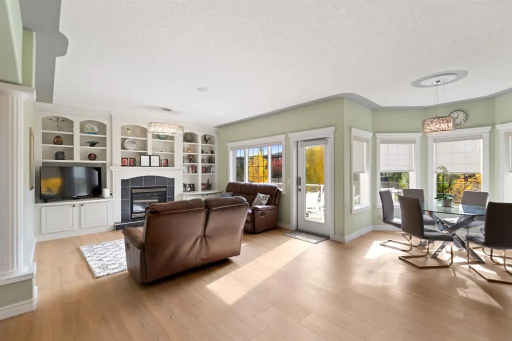 63 West Cedar Rise SW