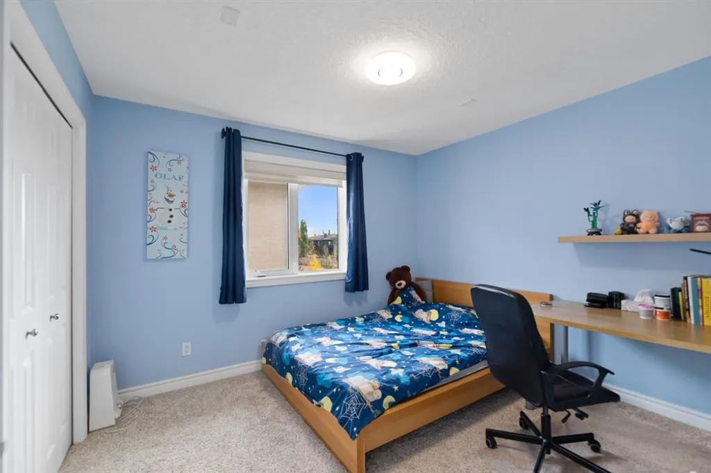 63 West Cedar Rise SW