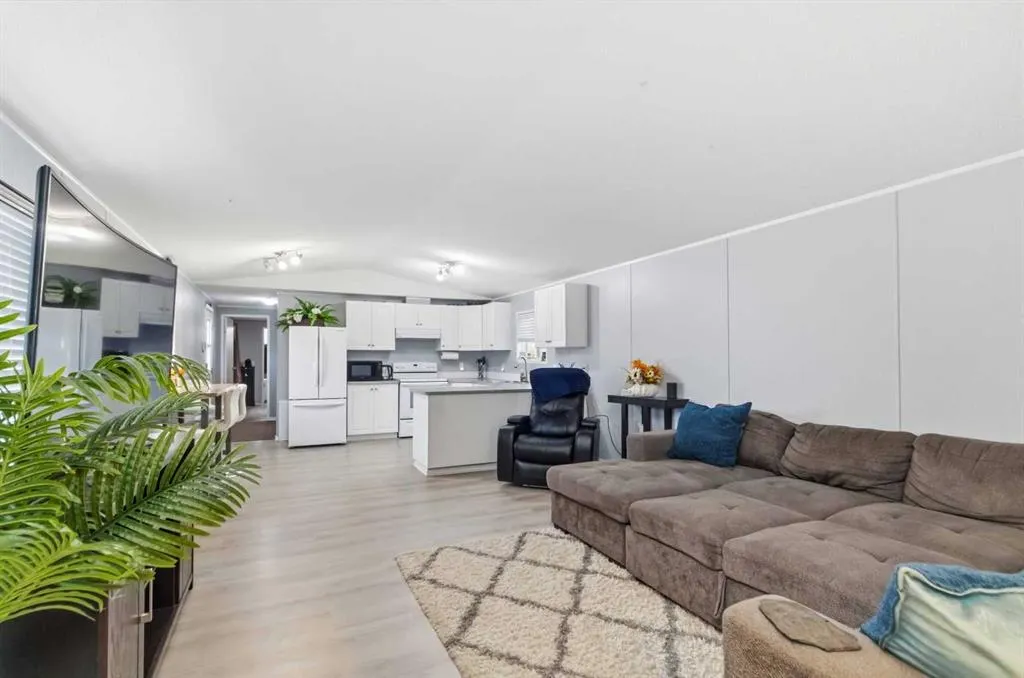 108 Gregoire Crescent