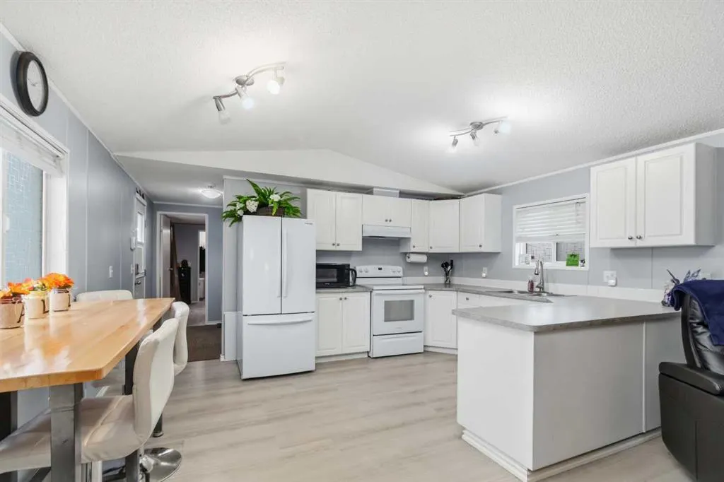 108 Gregoire Crescent