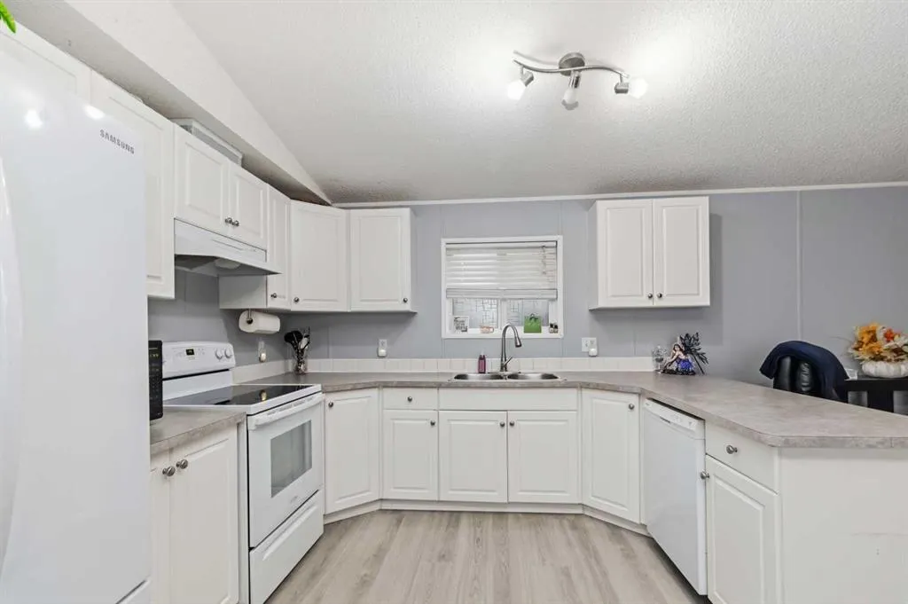 108 Gregoire Crescent