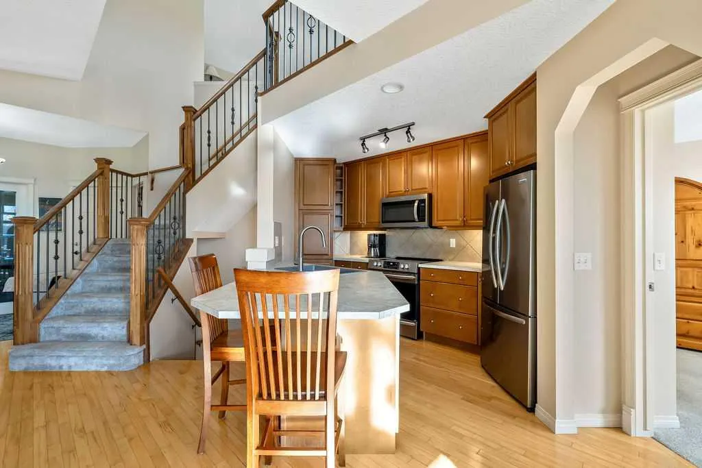 31 Springbank Terrace SW