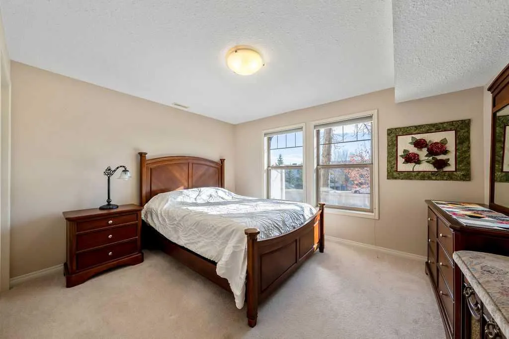 31 Springbank Terrace SW