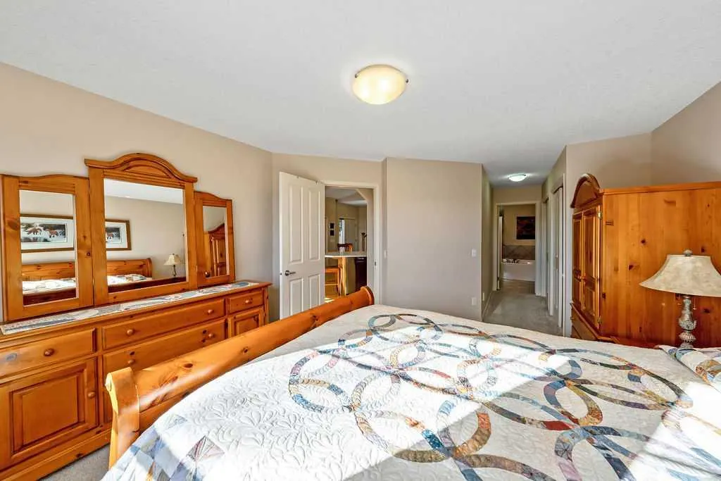 31 Springbank Terrace SW