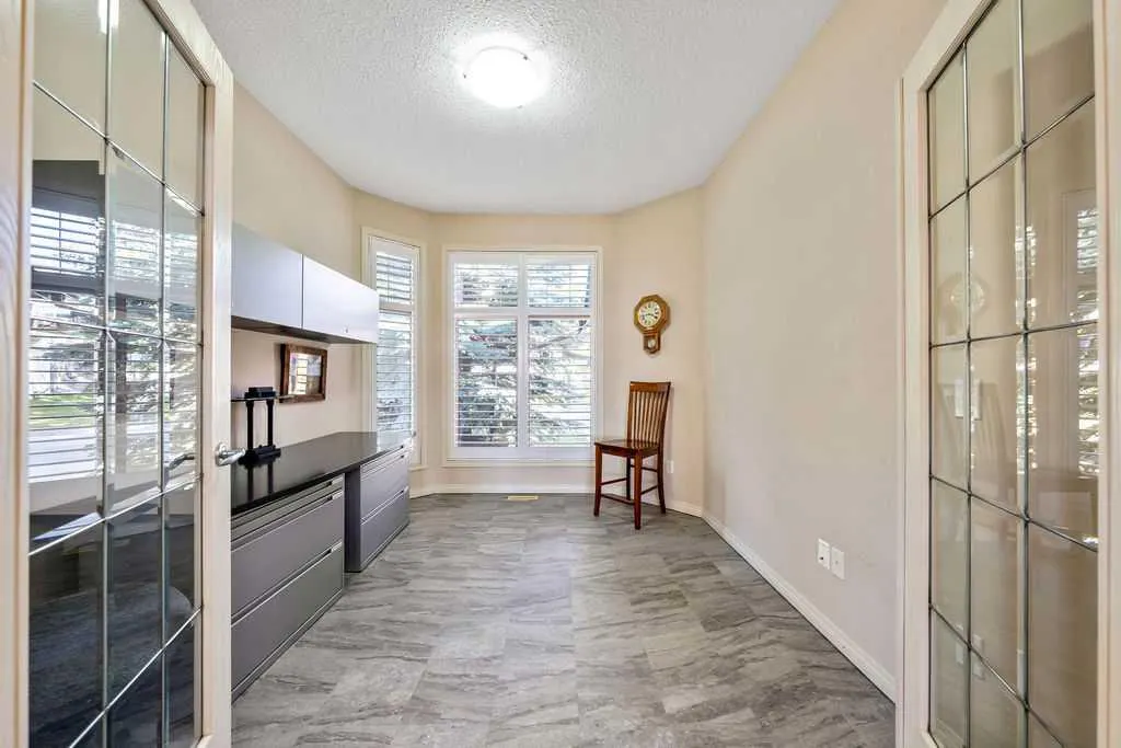 31 Springbank Terrace SW