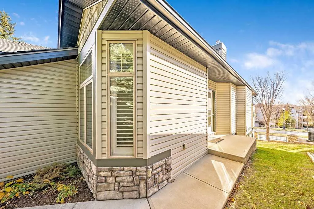 31 Springbank Terrace SW