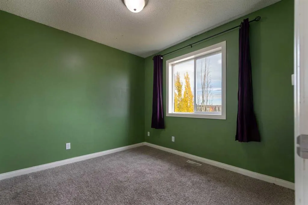 151 Bow Ridge Crescent