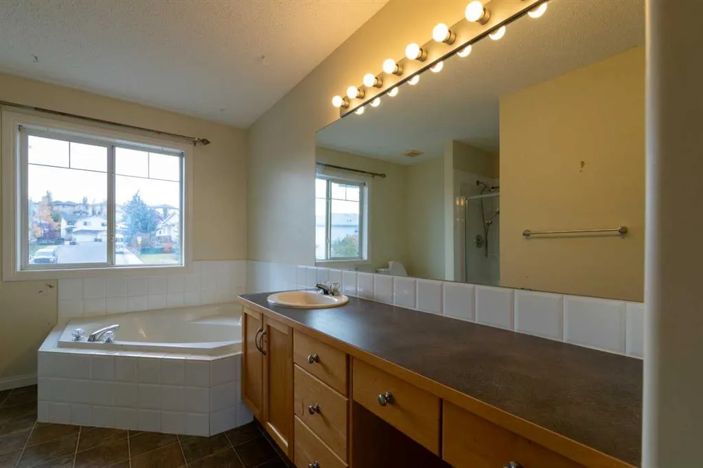 151 Bow Ridge Crescent