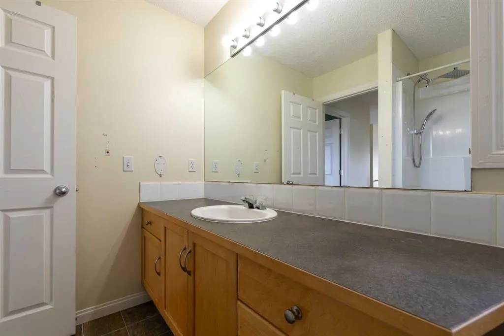 151 Bow Ridge Crescent