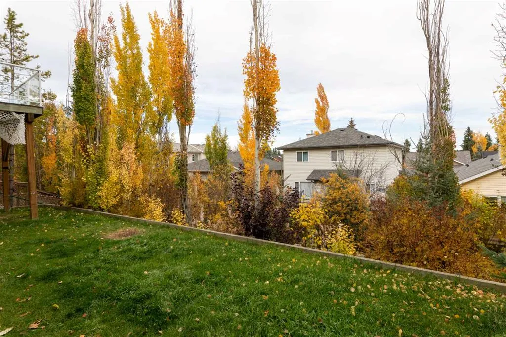 151 Bow Ridge Crescent