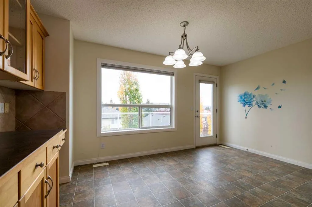151 Bow Ridge Crescent