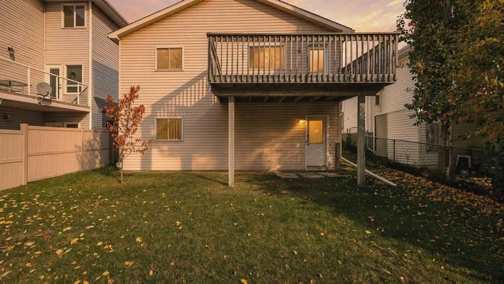 119 Hawkmount Close NW