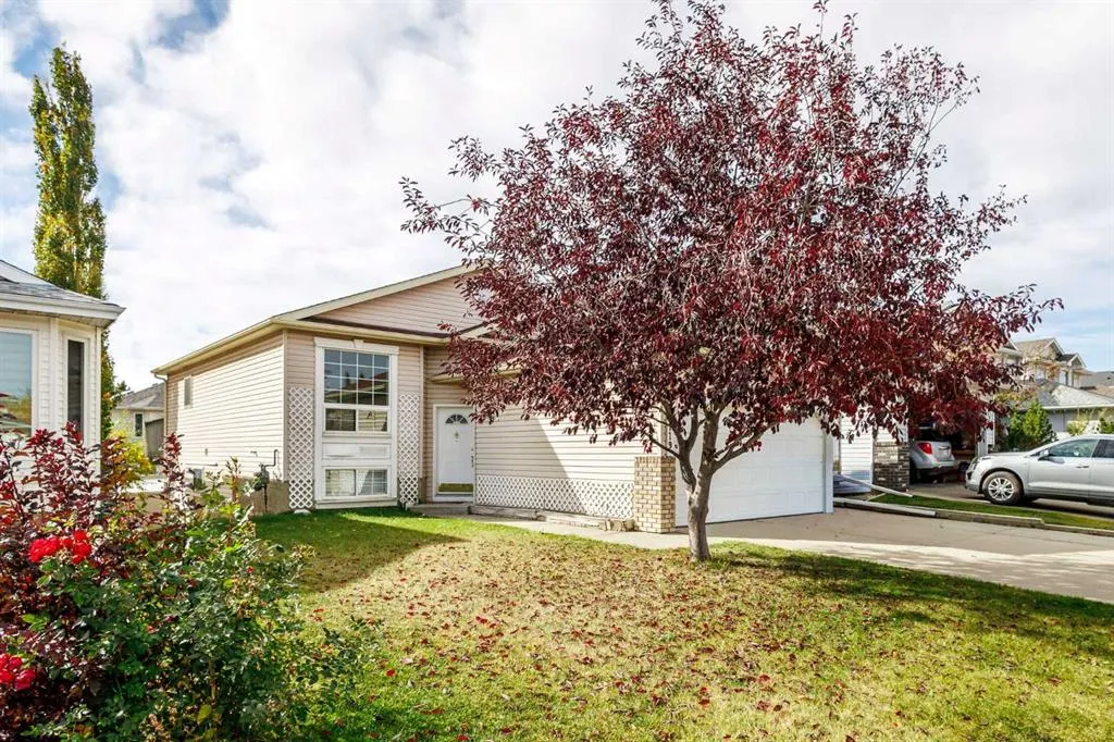 119 Hawkmount Close NW
