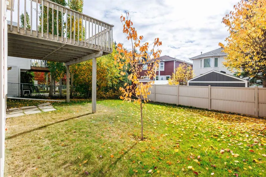 119 Hawkmount Close NW