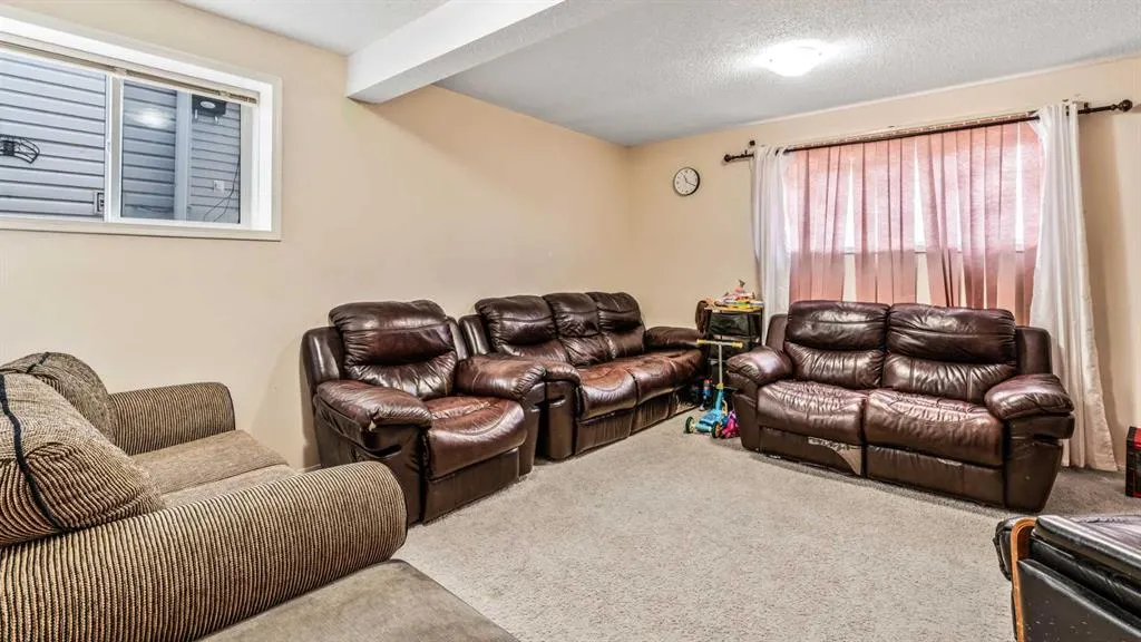 34 Prestwick Landing SE