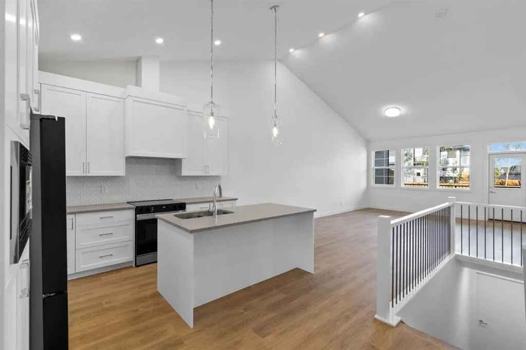15 Coopersfield Link SW #1901
