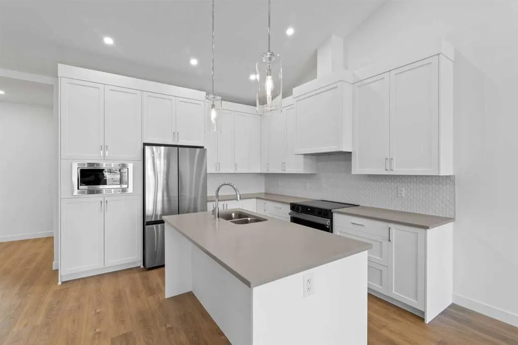 15 Coopersfield Link SW #1901