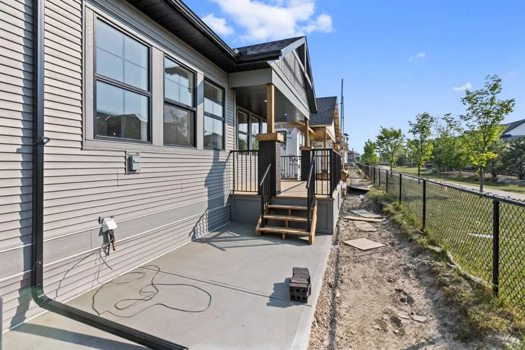 15 Coopersfield Link SW #1901
