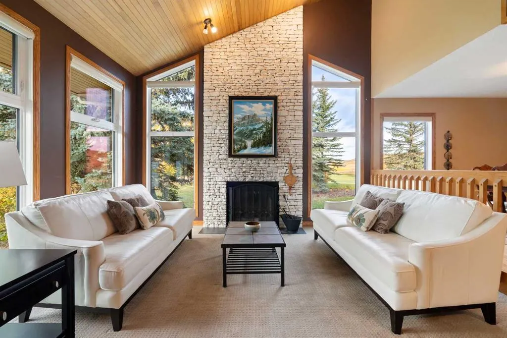 505 Bearspaw Village Ridge NW