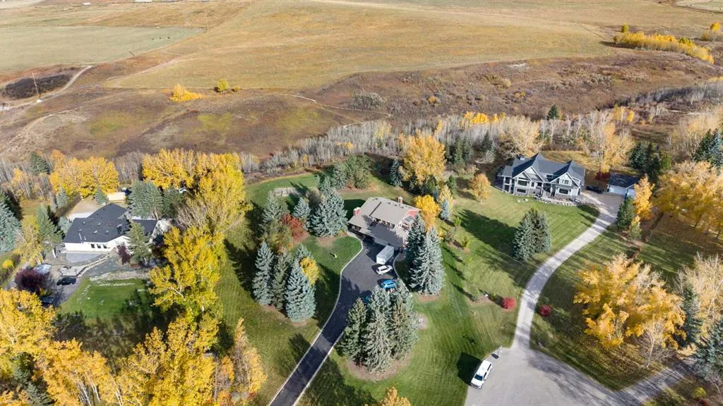 505 Bearspaw Village Ridge NW