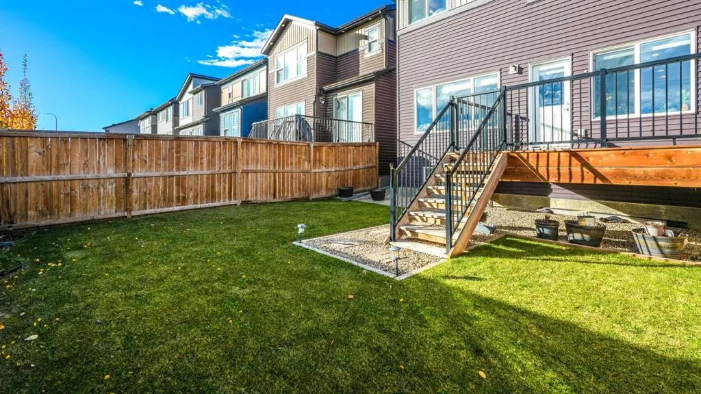234 Carringsby Way NW