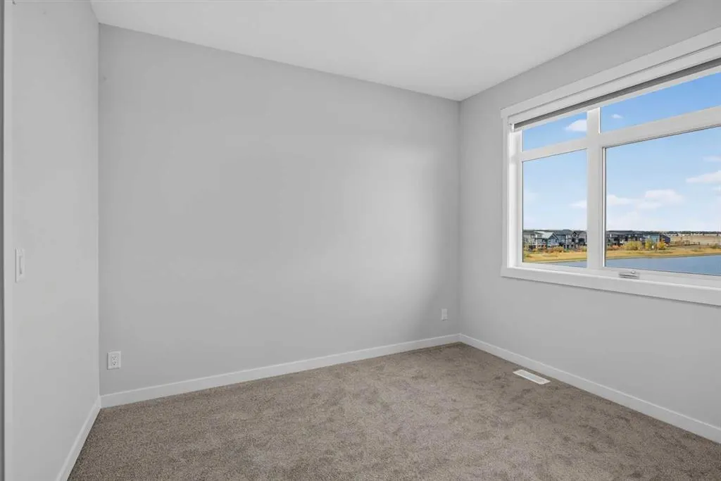 30 Creekside Villas SW #705