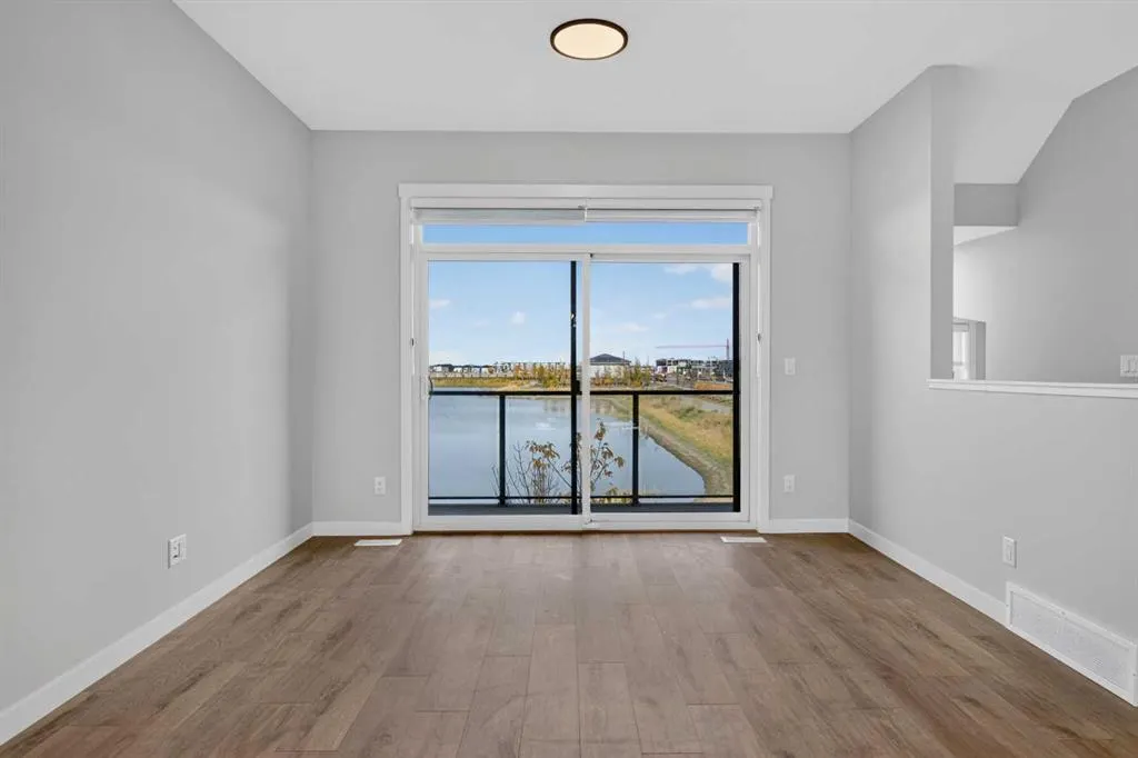 30 Creekside Villas SW #705