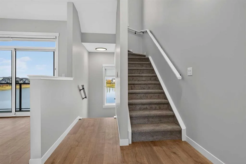 30 Creekside Villas SW #705