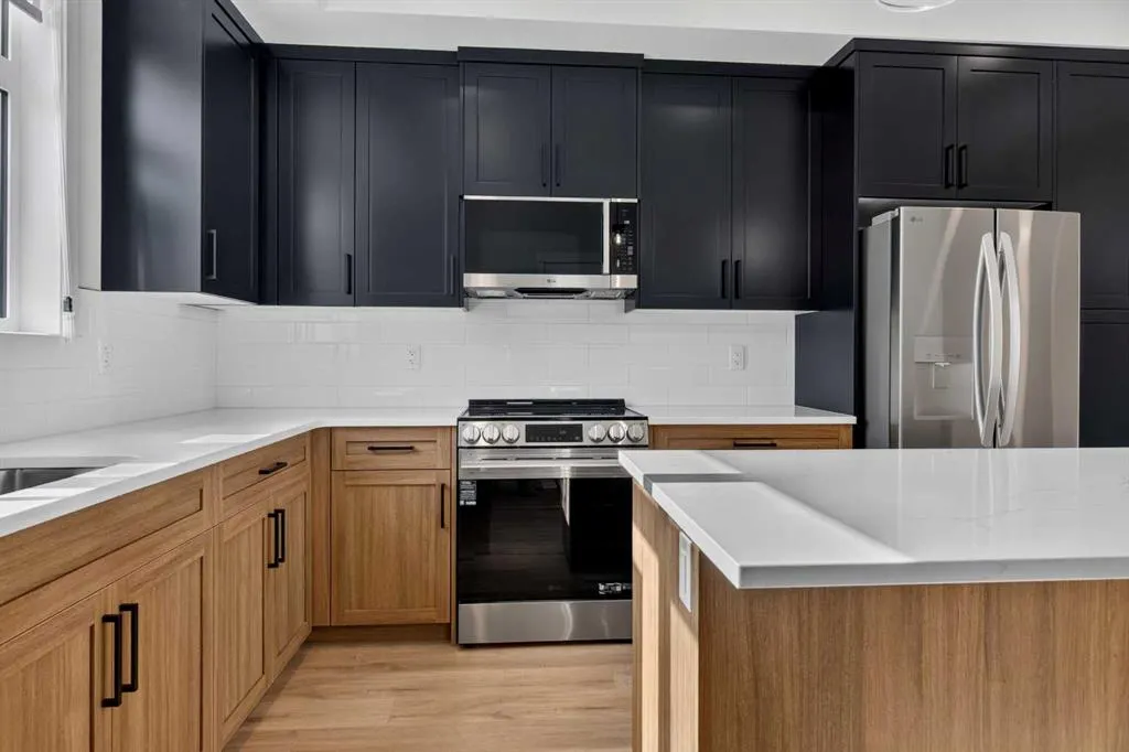 30 Creekside Villas SW #705