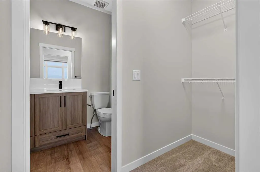 30 Creekside Villas SW #705