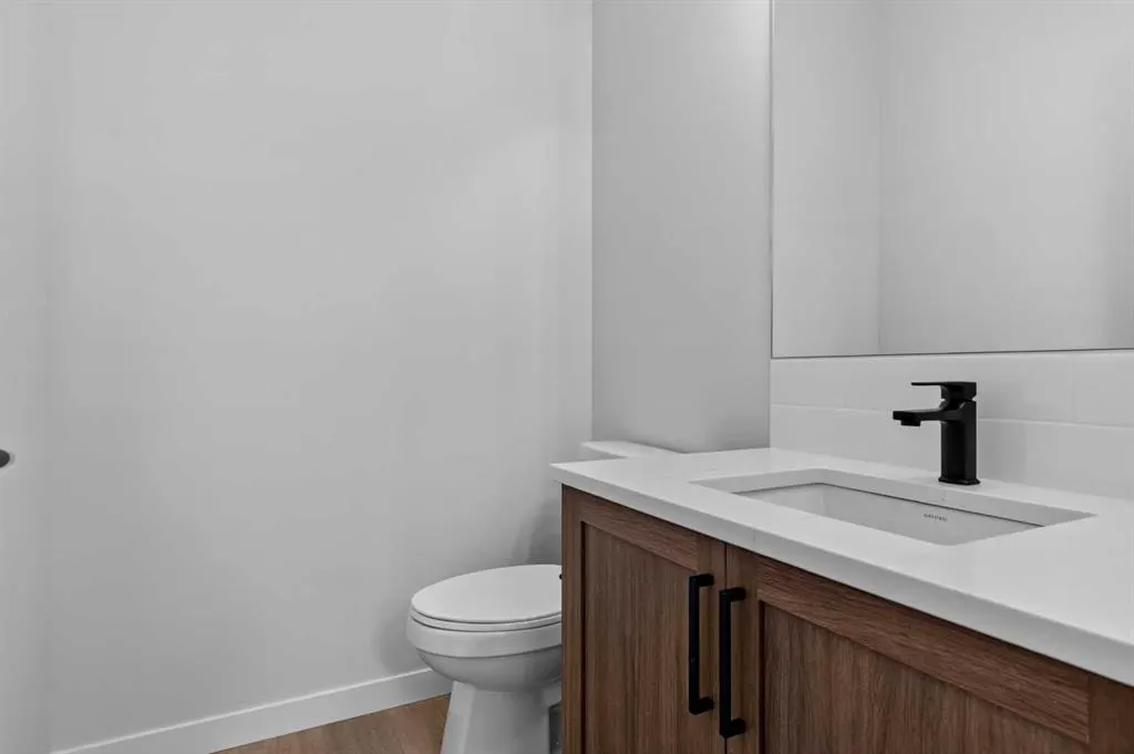 30 Creekside Villas SW #705