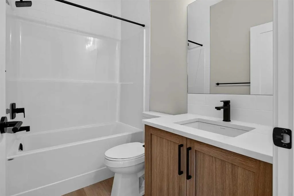 30 Creekside Villas SW #705