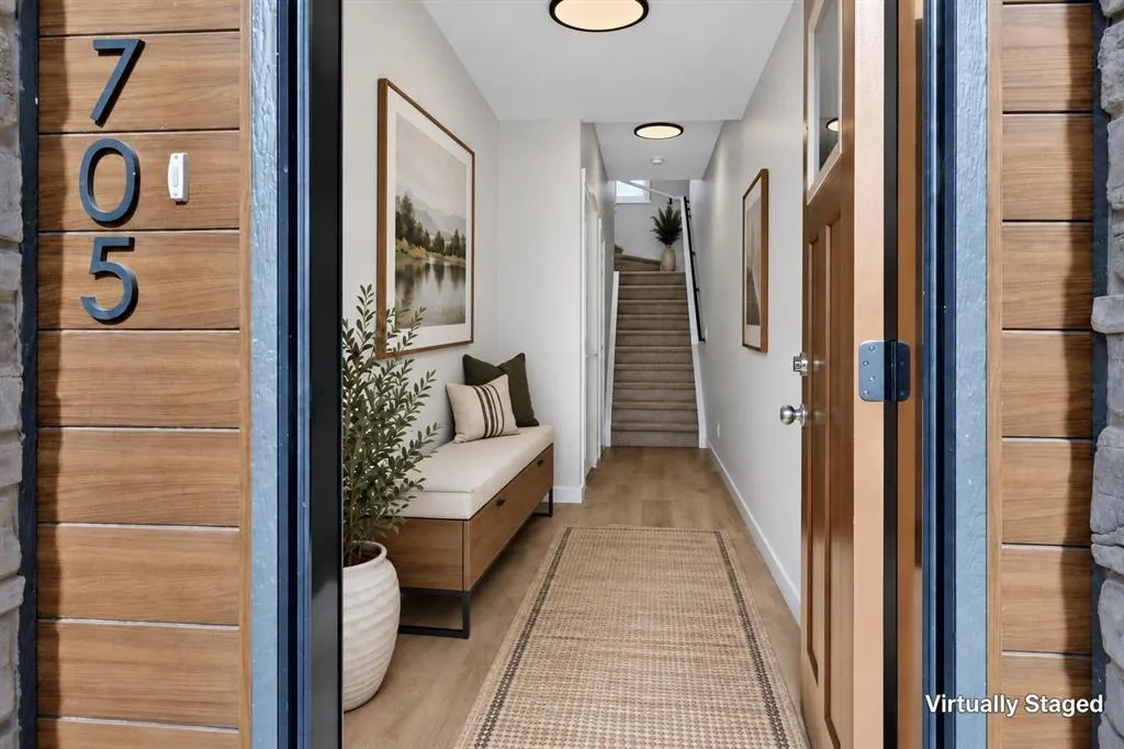 30 Creekside Villas SW #705
