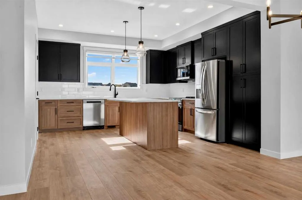 30 Creekside Villas SW #705
