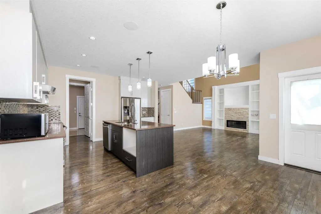 244 Baysprings Gardens SW