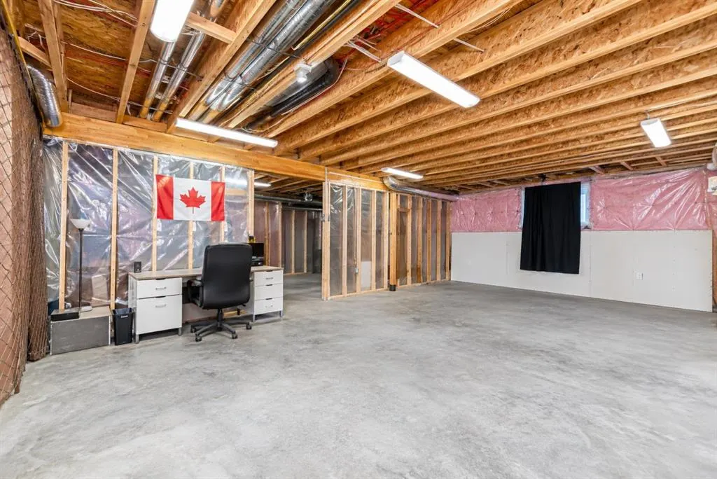244 Baysprings Gardens SW