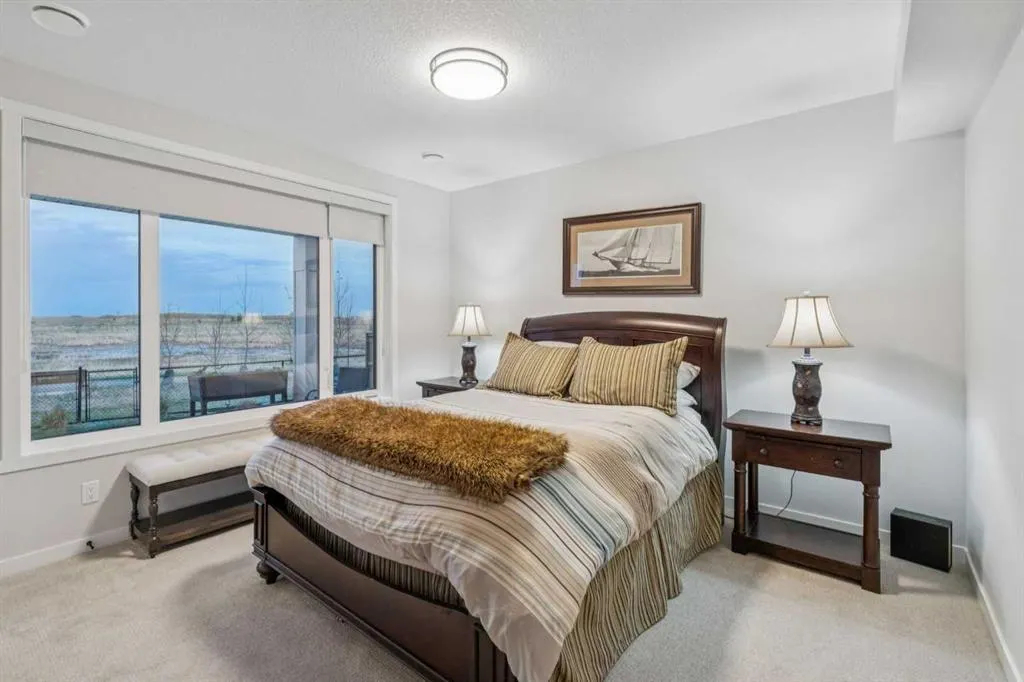 70 Savoy Landing SE