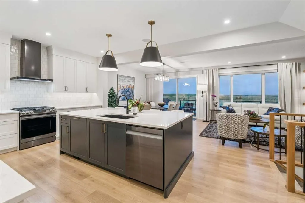 70 Savoy Landing SE