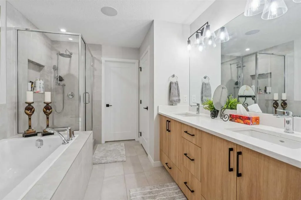 70 Savoy Landing SE