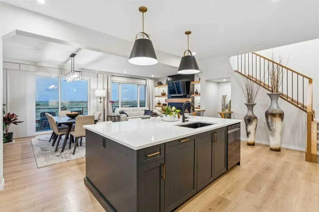 70 Savoy Landing SE