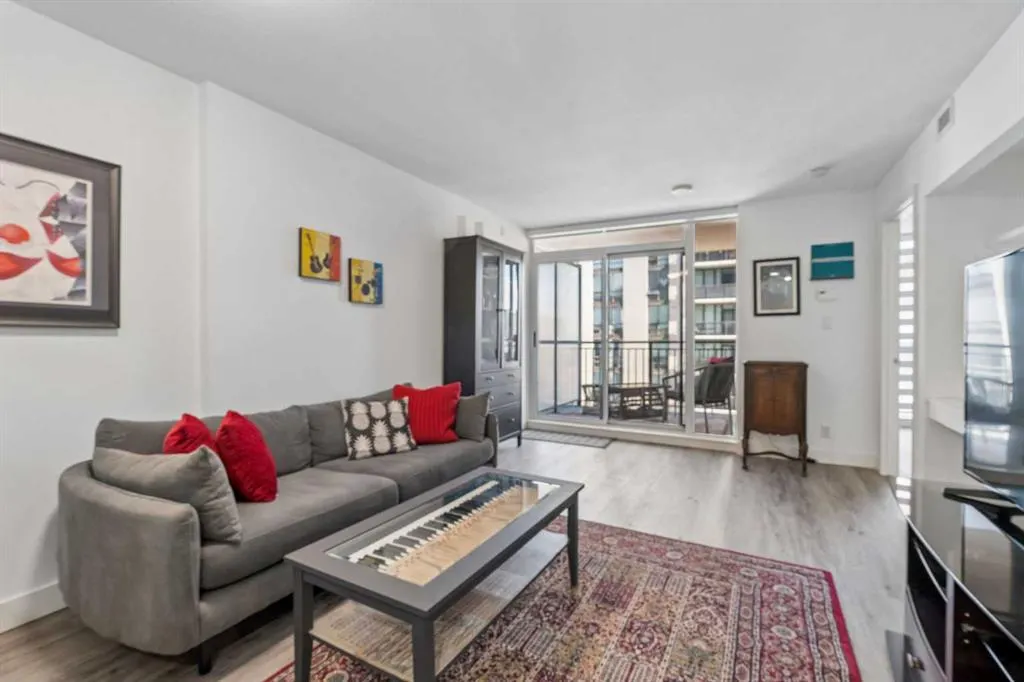 1110 11 Street SW #701