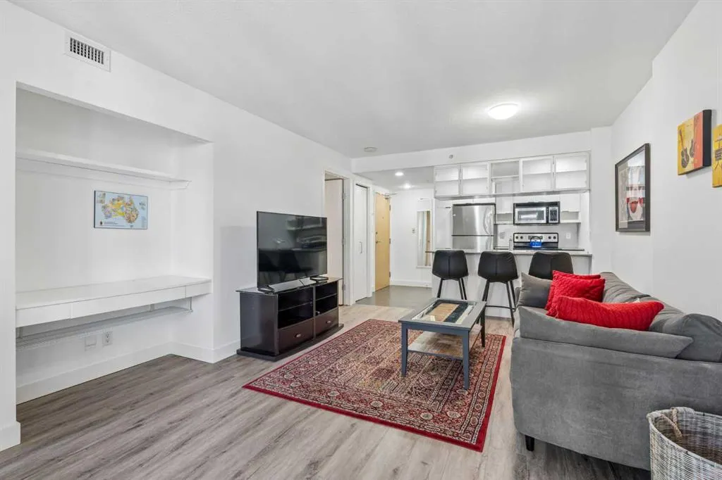 1110 11 Street SW #701