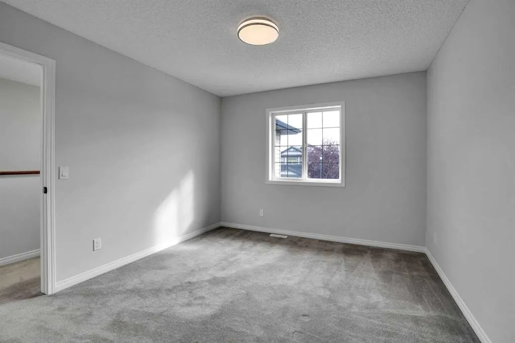 152 Hawkmere Close