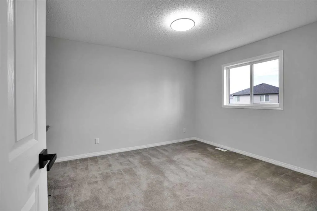 152 Hawkmere Close